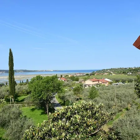 Apartament Pergola With Mediterranean Garden & Bbq