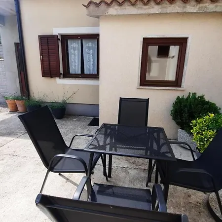 Pergola Lägenhet