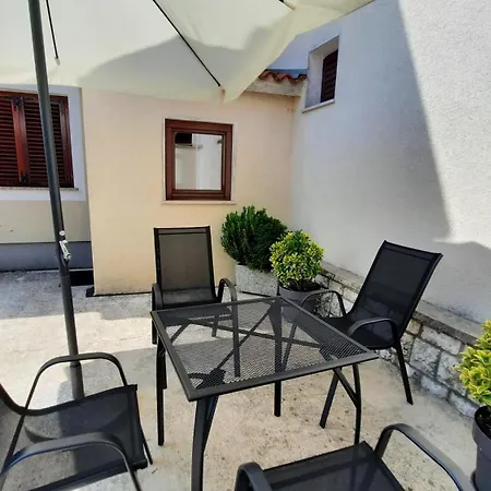 Pergola 아파트 *