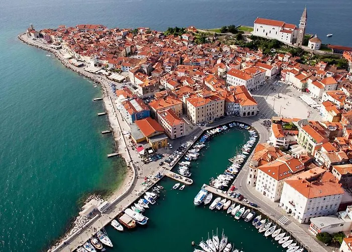 Pergola With Mediterranean Garden & Bbq شقة *